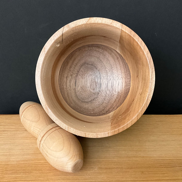 Mortar & Pestle -wide bottom fluted sides