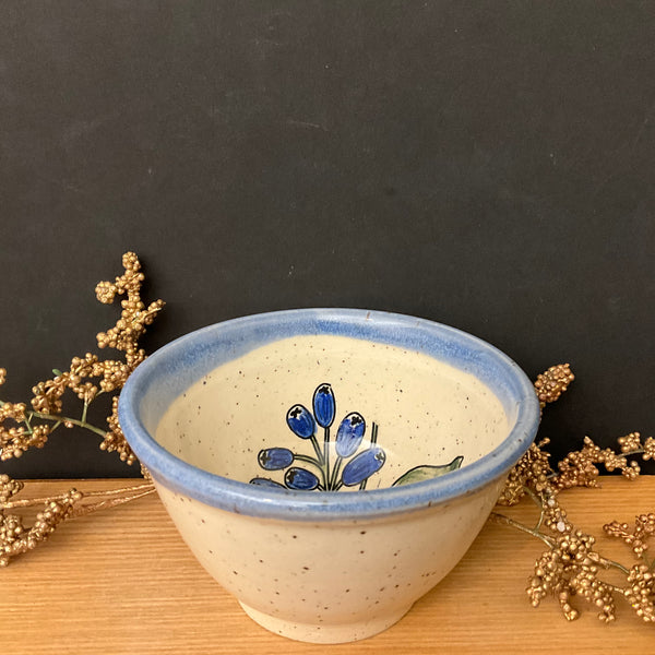 Mini Bowl Cream with Blue Trim Flowers in Vase