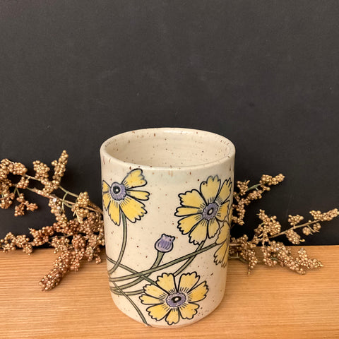 Tumbler Cream with Yellow Daisy