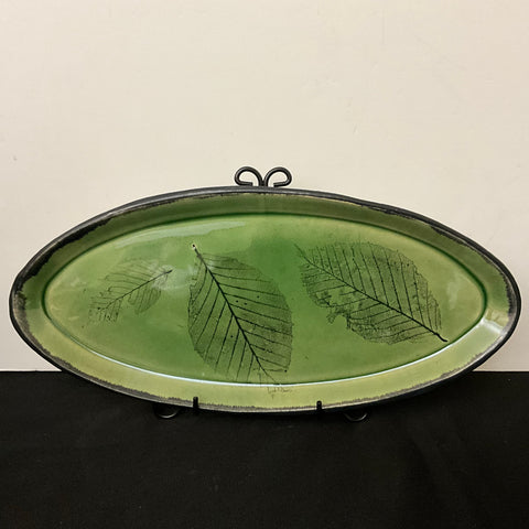 Green Leaf Impression Platter with Black Rim