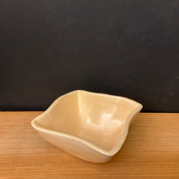 Pale Peach Square Cup / Bowl