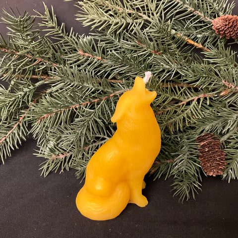 Beeswax Howling Wolf candle