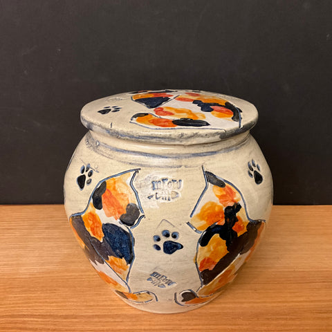 Ginger Jar White with carved calico cats